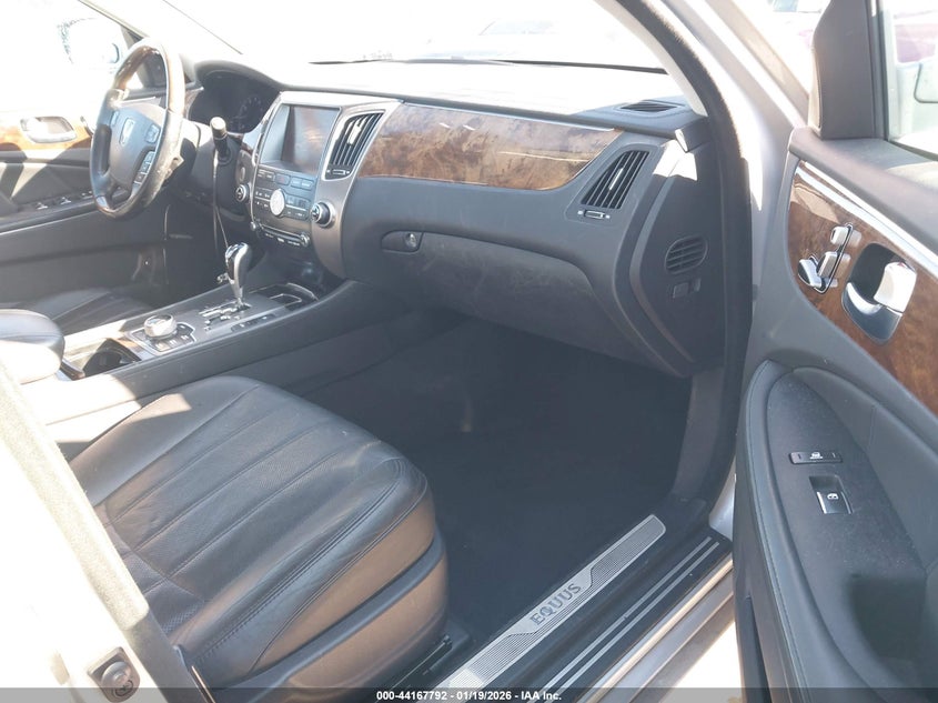 2011 Hyundai Equus Signature