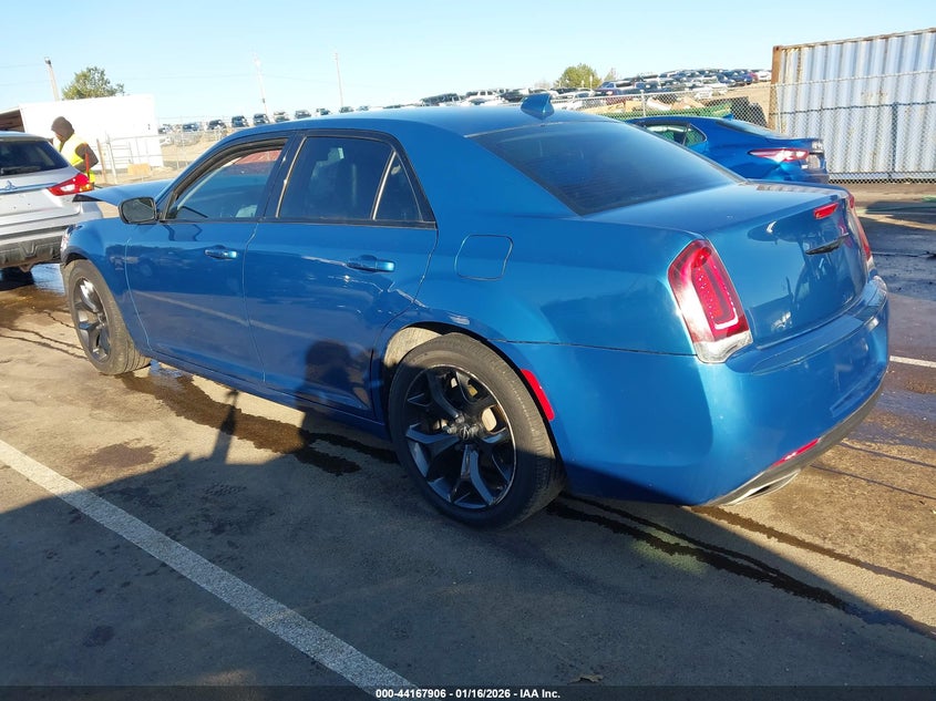2022 Chrysler 300 Touring