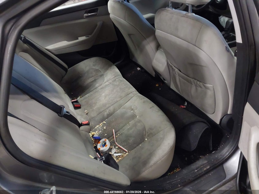 VIN 5NPE24AF7KH781857 2019 HYUNDAI SONATA SE