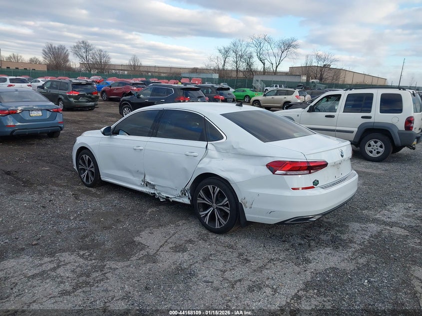 2022 Volkswagen Passat 2.0T Se