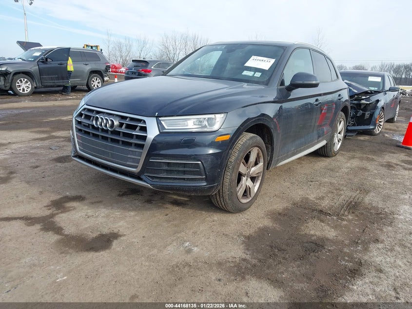 2018 Audi Q5 2.0T Premium/2.0T Tech Premium