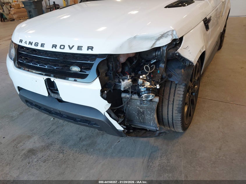 2016 Land Rover Range Rover Sport 5.0L V8 Supercharged/5.0L V8 Supercharged Dynamic VIN: SALWR2EF8GA578997 Lot: 44168357