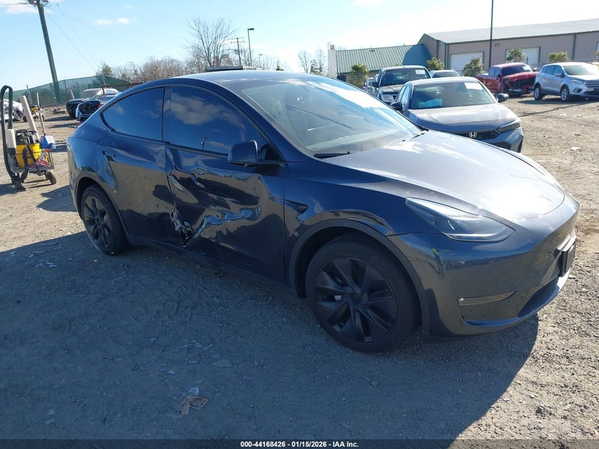2024 Tesla Model Y Long Range Dual Motor All-Wheel Drive