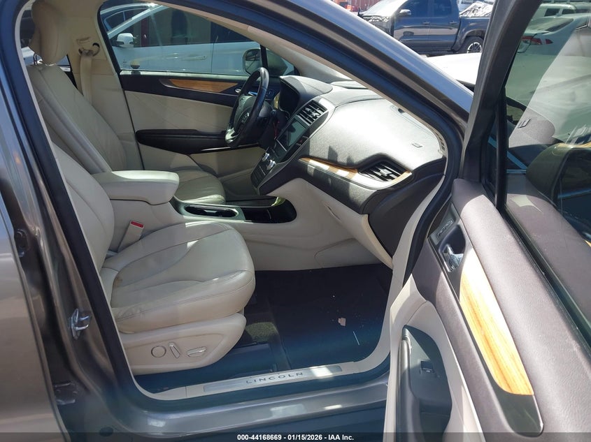 2016 Lincoln Mkc Select