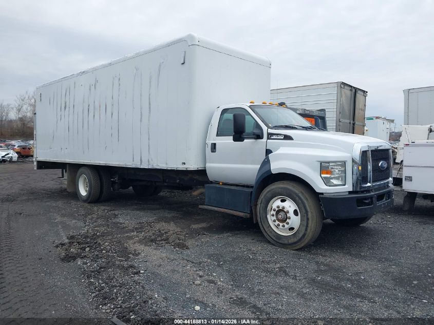 2021 Ford F-750