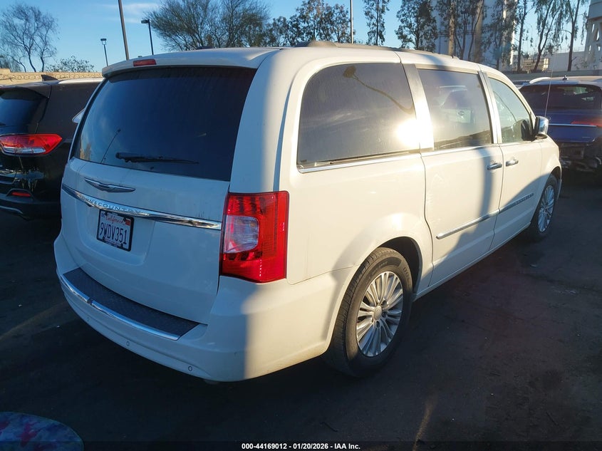 2012 Chrysler Town & Country Touring-L