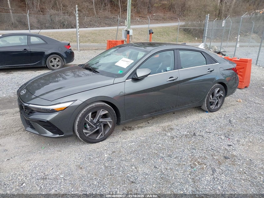 2025 Hyundai Elantra Sel Convenience