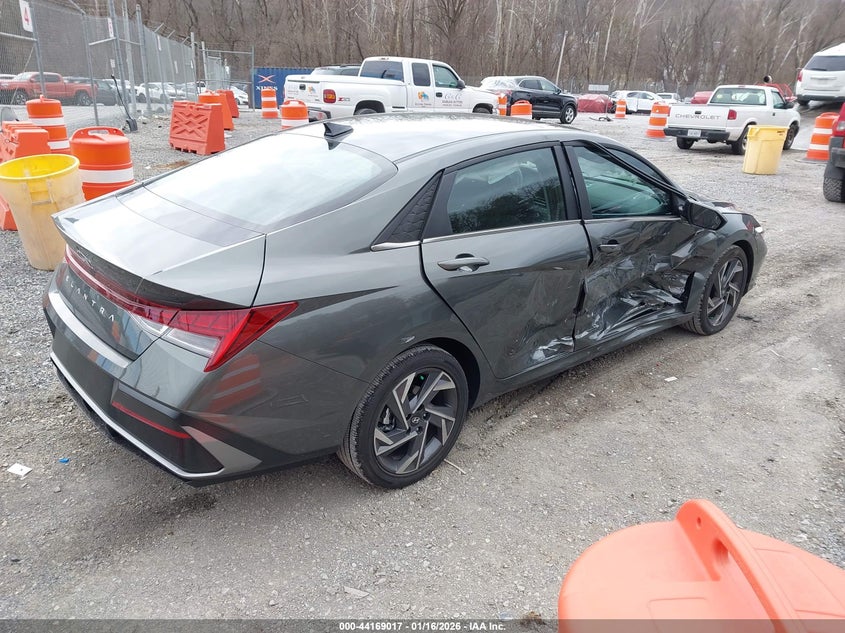 2025 Hyundai Elantra Sel Convenience