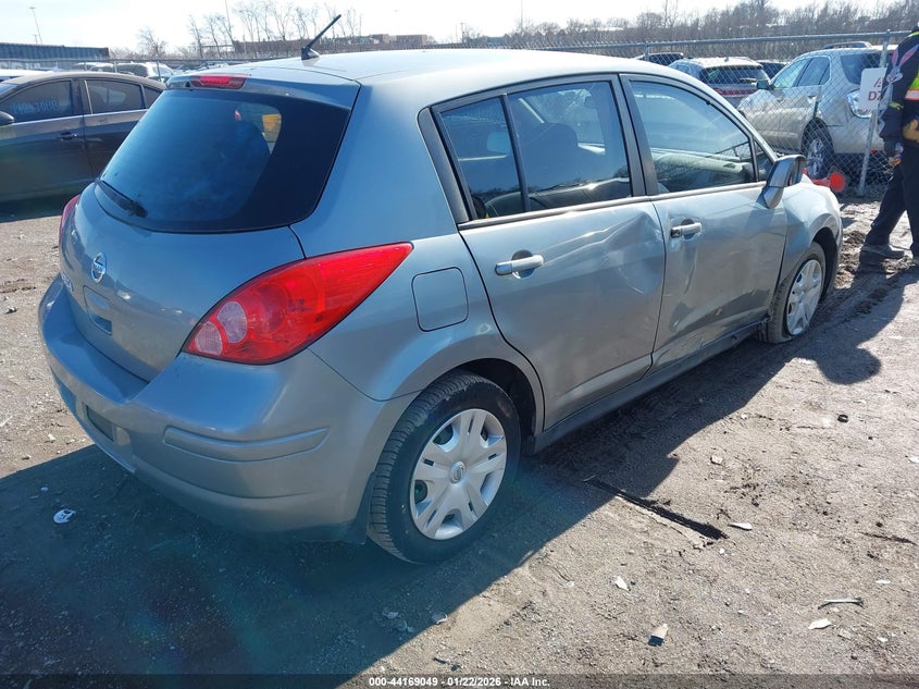 2011 Nissan Versa 1.8S