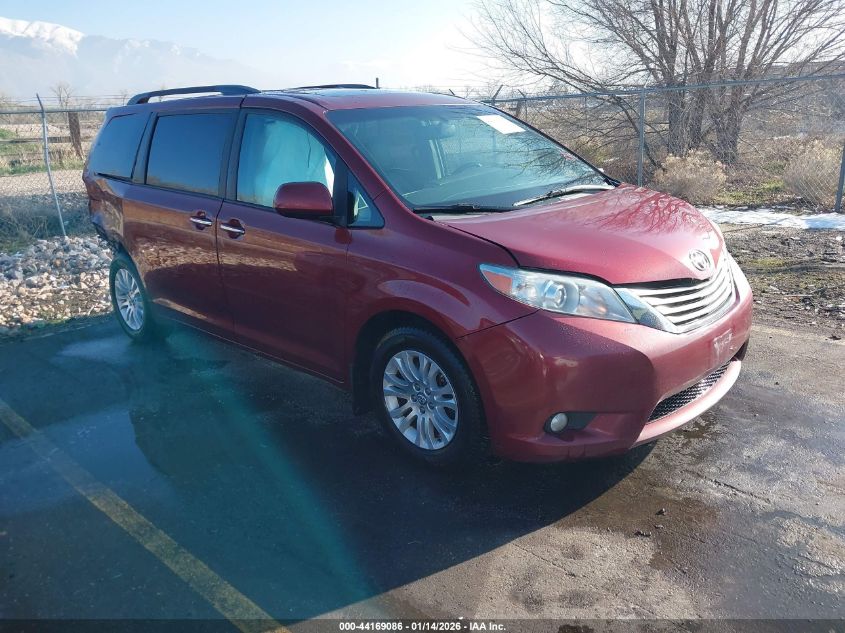 2017 Toyota Sienna Xle 8 Passenger