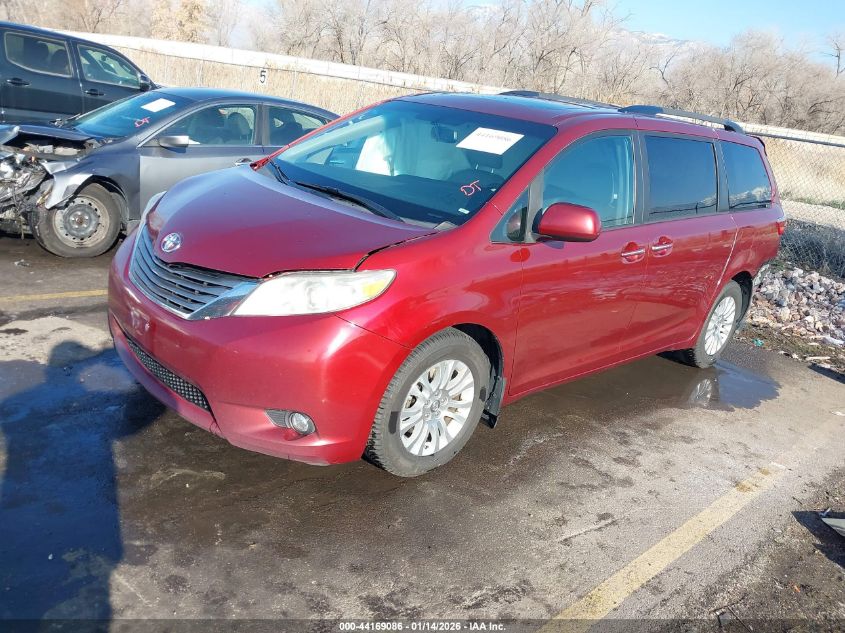 2017 Toyota Sienna Xle 8 Passenger