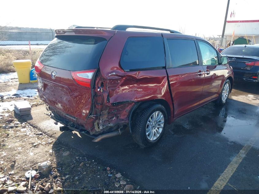 2017 Toyota Sienna Xle 8 Passenger