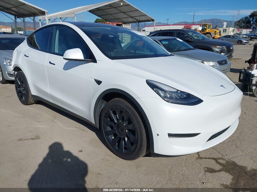 2023 Tesla Model Y Awd/Long Range Dual Motor All-Wheel Drive