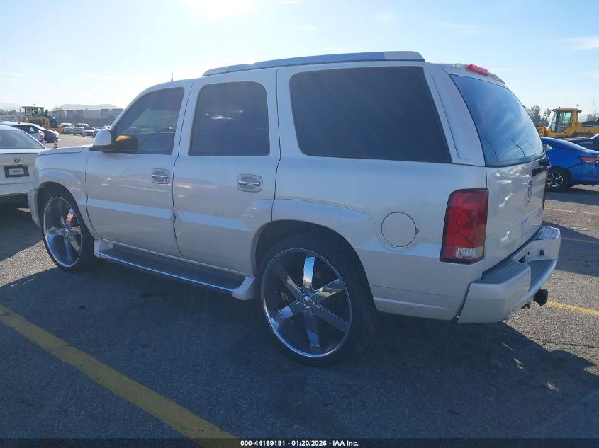 2002 Cadillac Escalade Standard