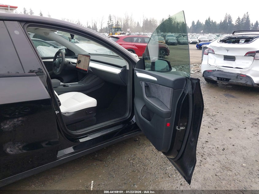 2023 Tesla Model Y Awd/Long Range Dual Motor All-Wheel Drive