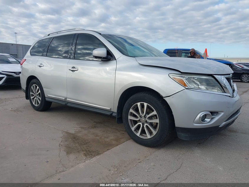 2016 Nissan Pathfinder Sl