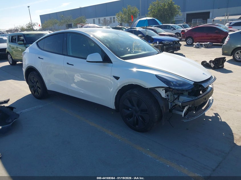 2025 Tesla Model Y Long Range Dual Motor All-Wheel Drive