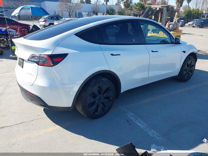 2025 Tesla Model Y Long Range Dual Motor All-Wheel Drive