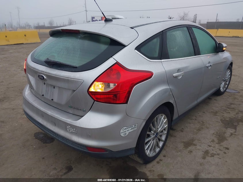 Vin: 1fadp3r41dl277657, lot: 44665327, ford focus electric 20134