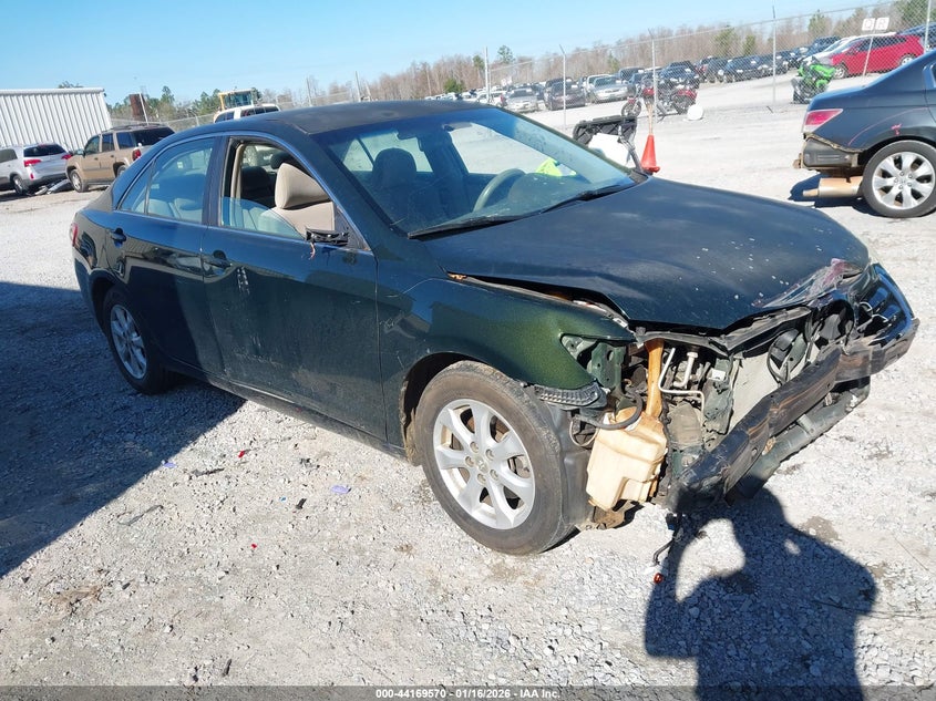 2011 Toyota Camry Le