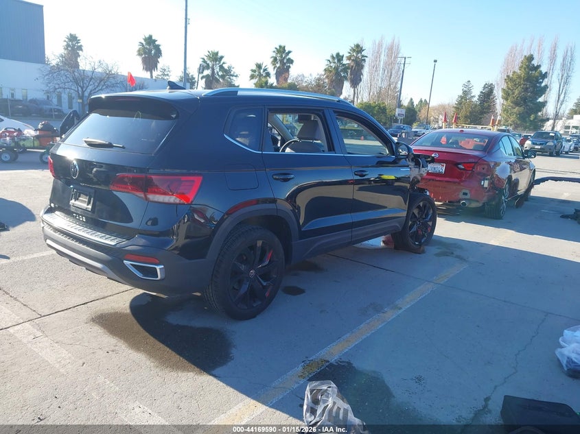 2024 Volkswagen Taos 1.5T Se