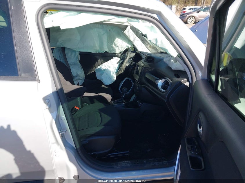 2019 Jeep Renegade Latitude Fwd