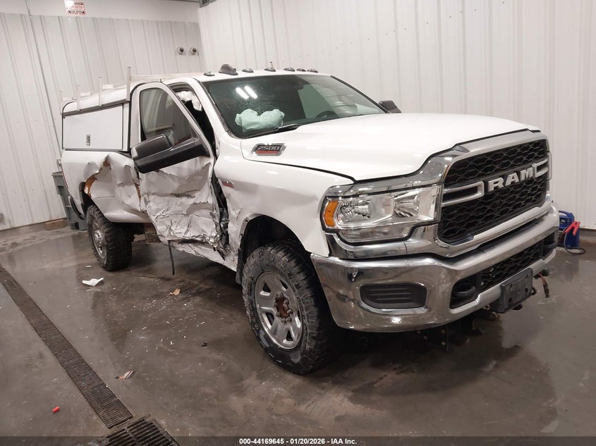 2022 Ram 2500 Tradesman 4X4 8' Box