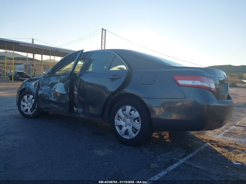 2010 Toyota Camry Le