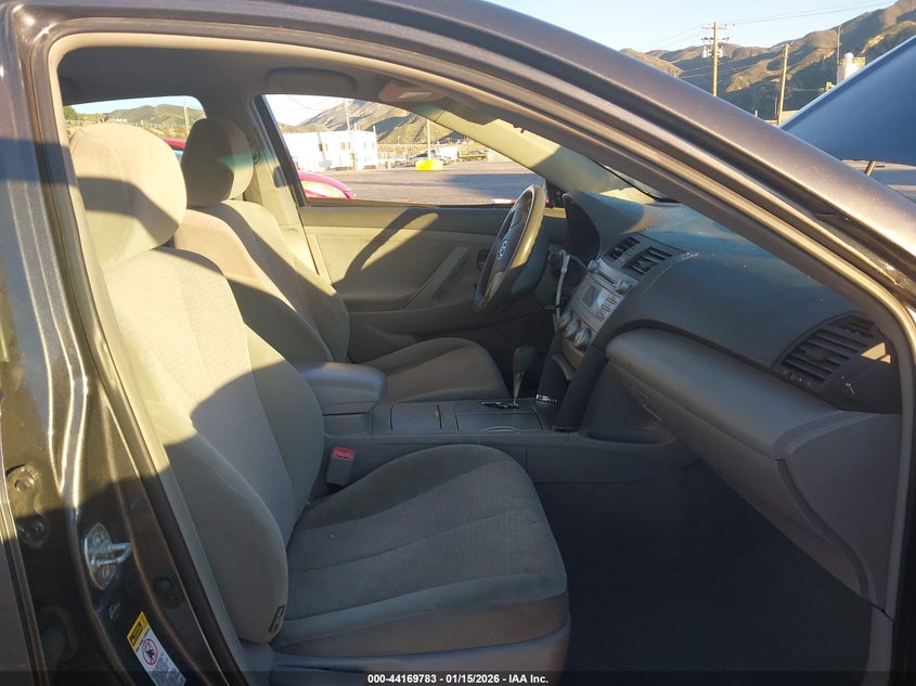 2010 Toyota Camry Le