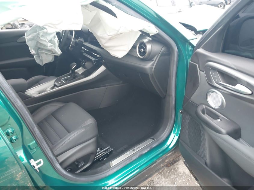 2024 Alfa Romeo Tonale Veloce Eawd