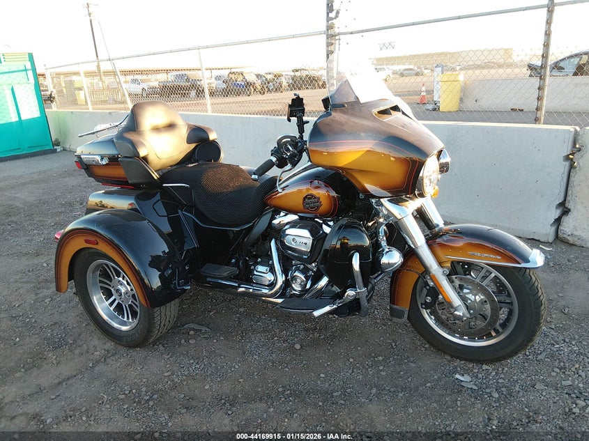 1HD1MAF13RB861929 2024 Harley-Davidson Flhtcutg auction photo 1