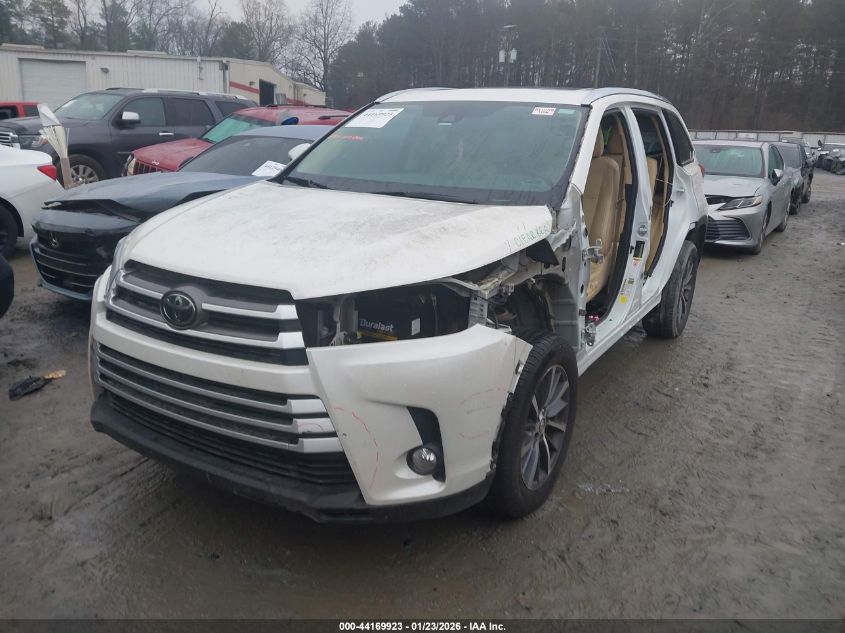 2019 Toyota Highlander Xle