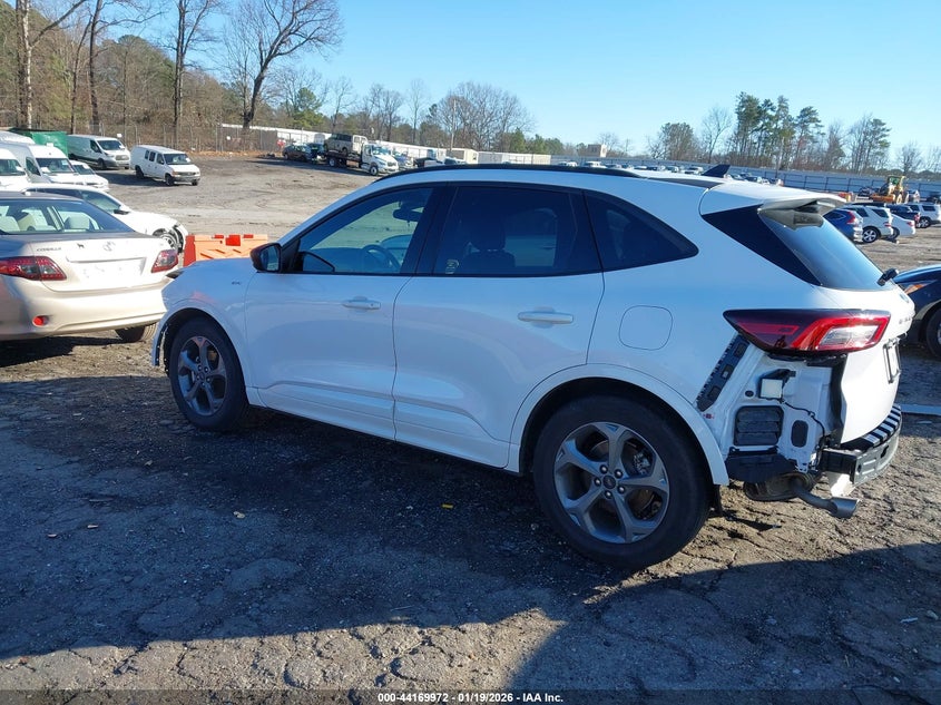 2023 Ford Escape St-Line