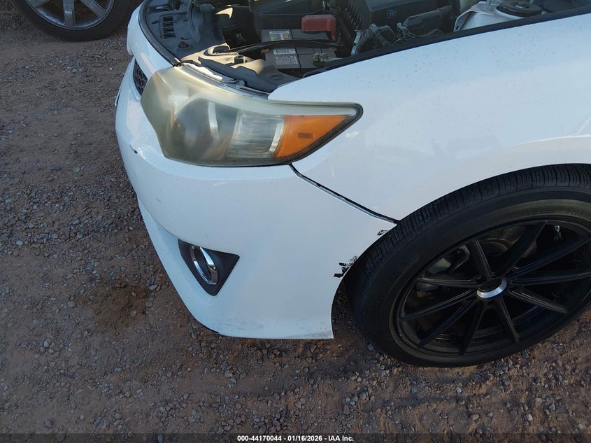 2014 Toyota Camry Se VIN: 4T1BF1FK1EU413739 Lot: 44170044