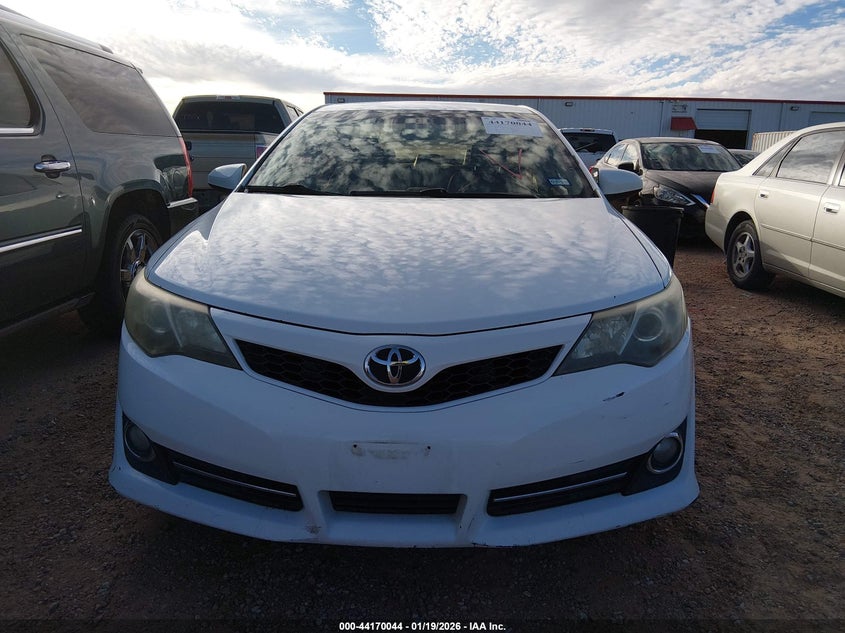 2014 Toyota Camry Se VIN: 4T1BF1FK1EU413739 Lot: 44170044