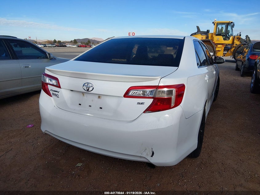 2014 Toyota Camry Se VIN: 4T1BF1FK1EU413739 Lot: 44170044
