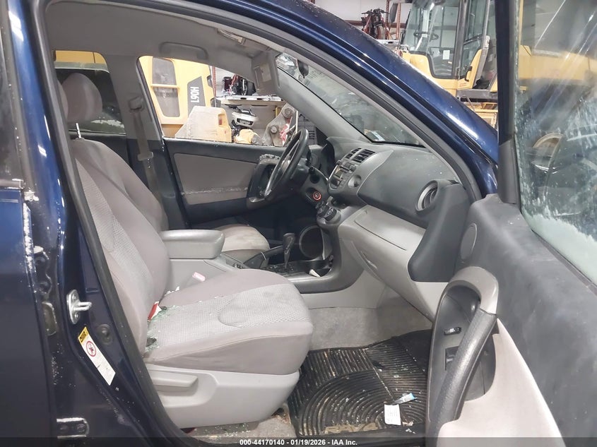 2006 Toyota Rav4 Base V6