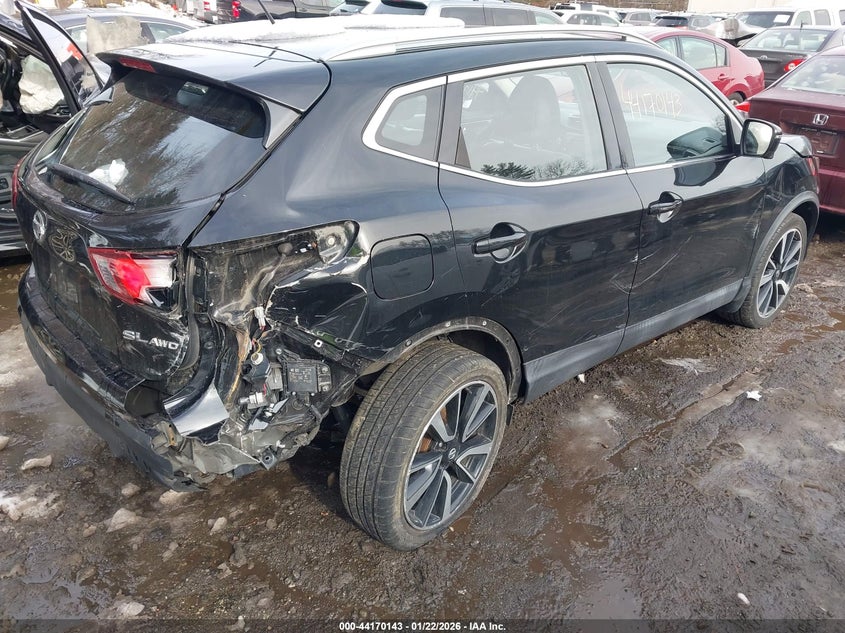 2018 Nissan Rogue Sport Sl