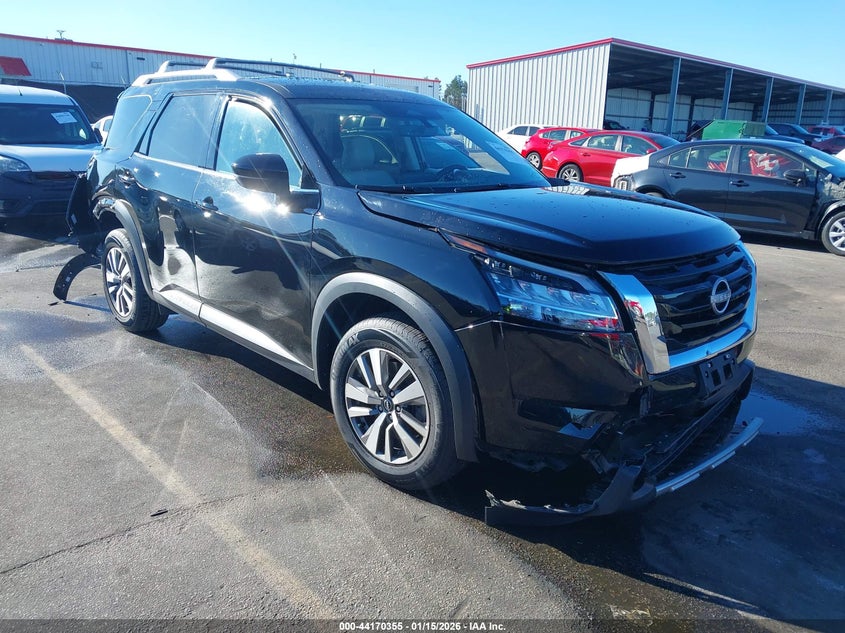 2023 NISSAN PATHFINDER SL 4WD