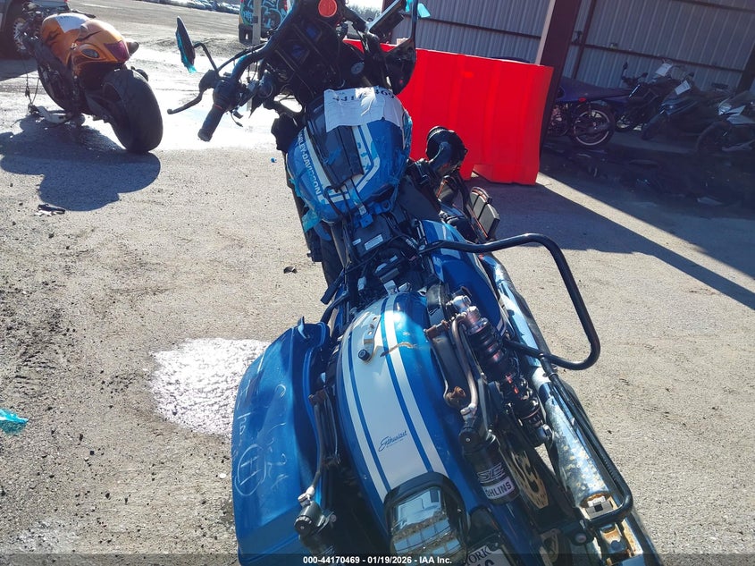 2023 HARLEY-DAVIDSON FLTRXST auction photo 6