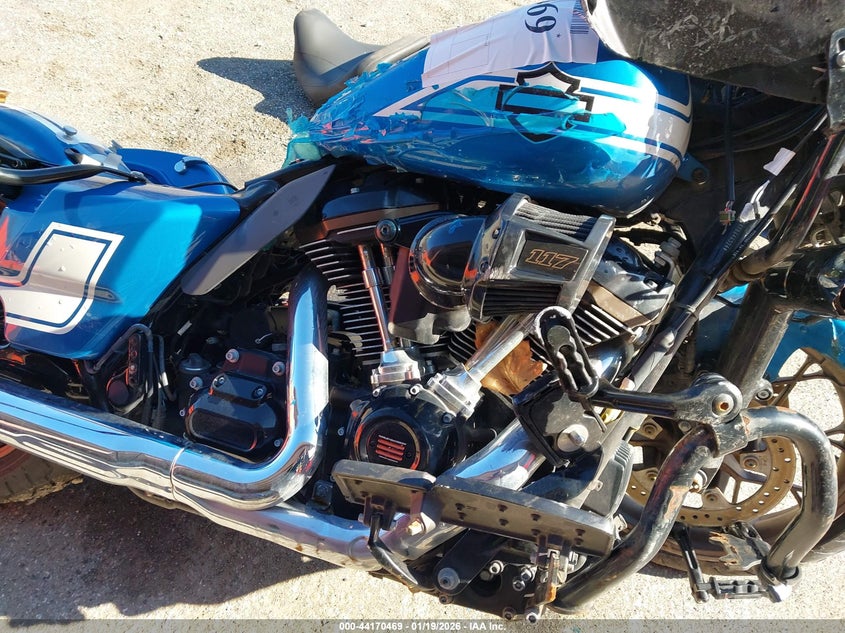 2023 HARLEY-DAVIDSON FLTRXST auction photo 8