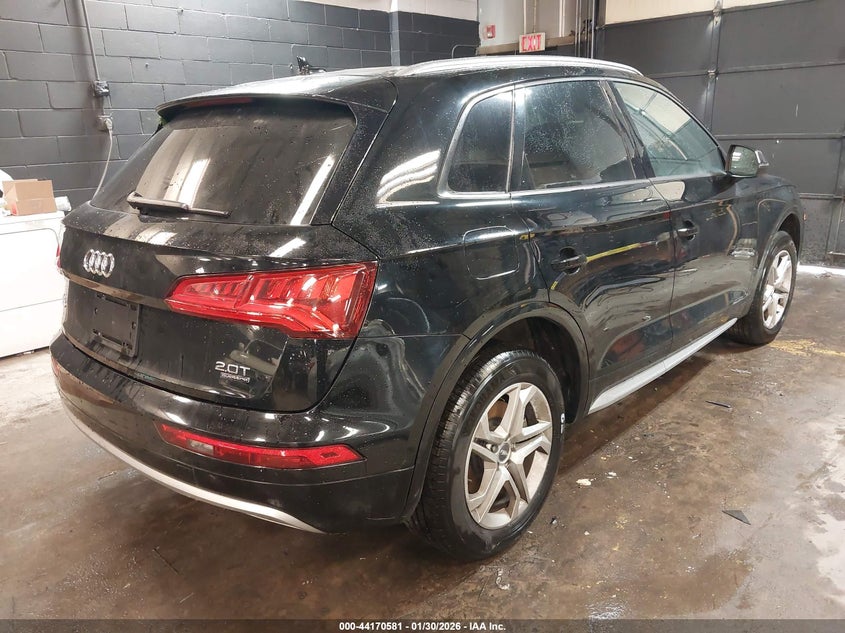 2018 Audi Q5 2.0T Premium/2.0T Tech Premium