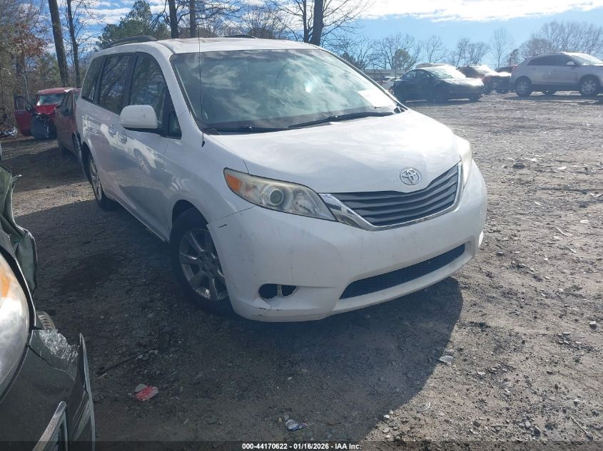 2014 Toyota Sienna Xle V6 8 Passenger