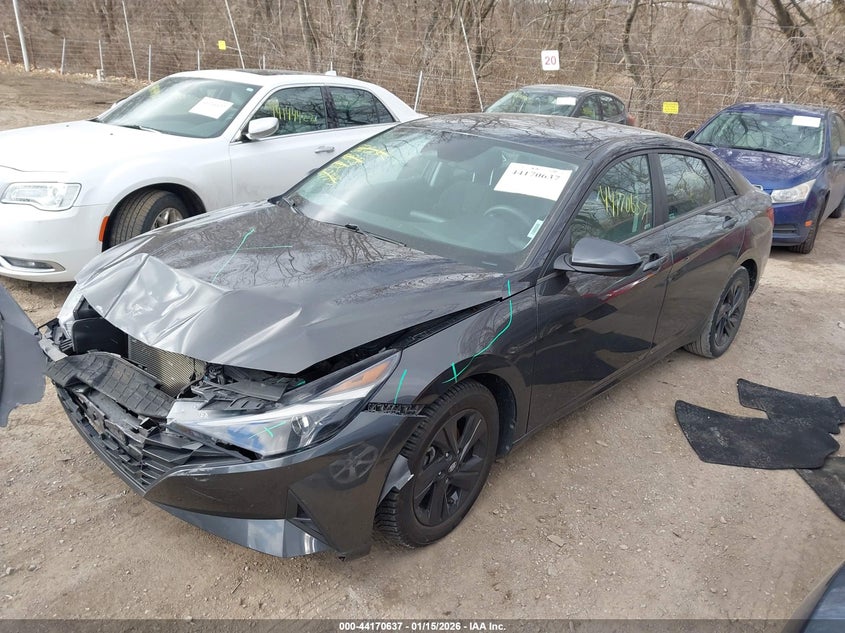 2022 Hyundai Elantra Sel