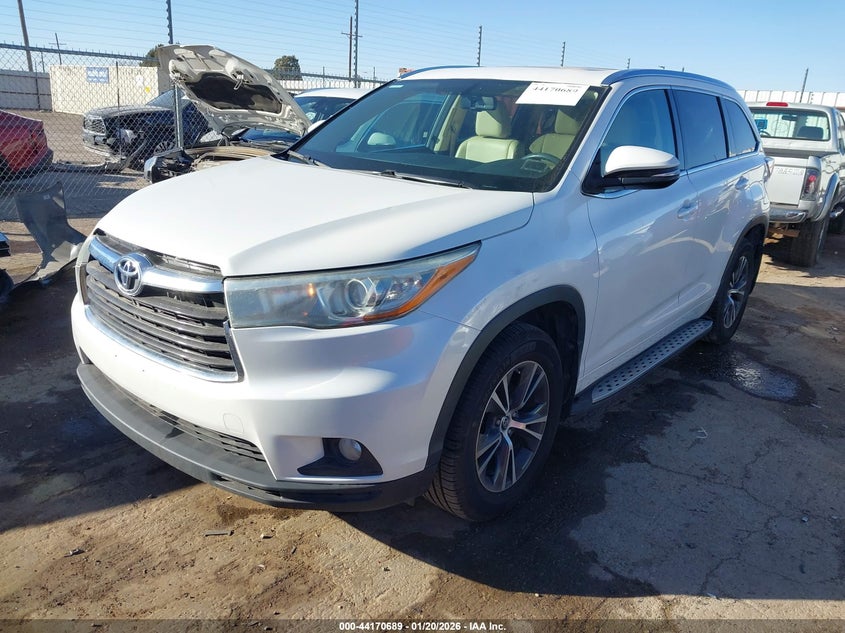 2016 Toyota Highlander Xle V6