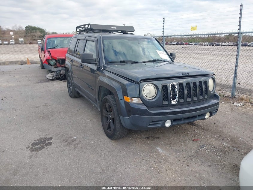 1C4NJPBA1ED813817 JEEP PATRIOT Photo 1