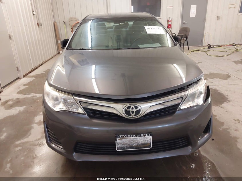 2014 Toyota Camry Le VIN: 4T4BF1FK2ER400343 Lot: 44171022