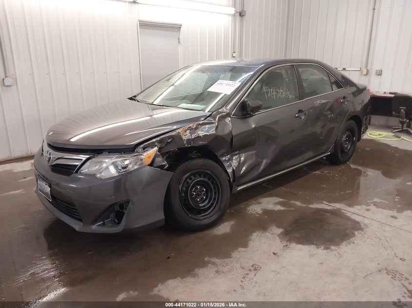 2014 Toyota Camry Le 4T4BF1FK2ER400343 photo 1