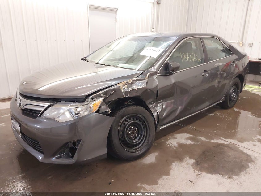 2014 Toyota Camry Le VIN: 4T4BF1FK2ER400343 Lot: 44171022