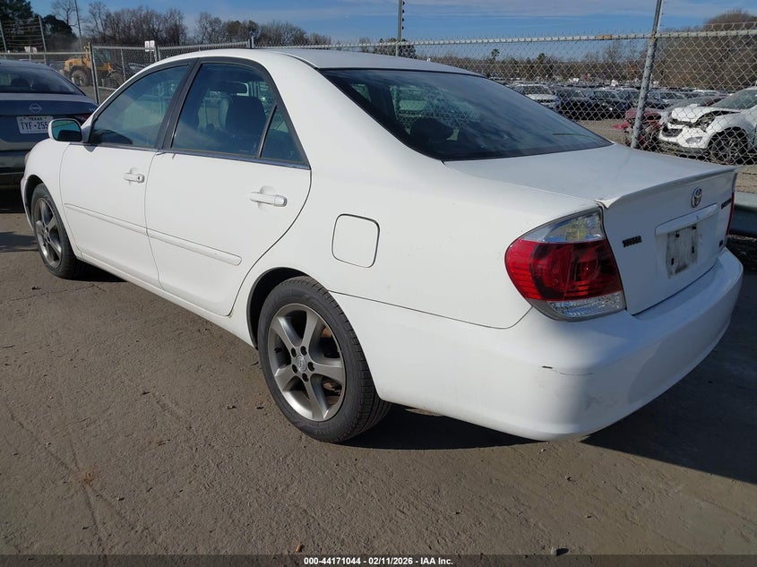 2005 Toyota Camry Se V6
